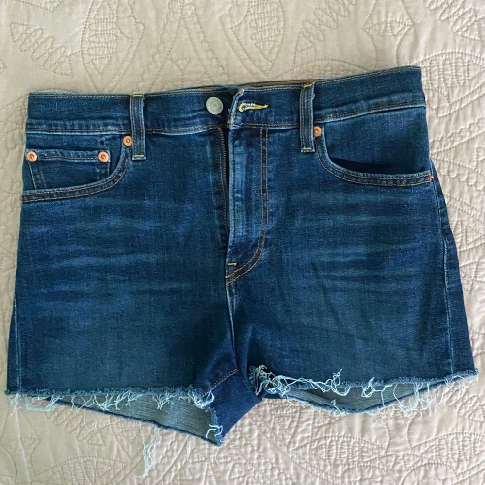 3for20 Levi’s Cutoff Shorts